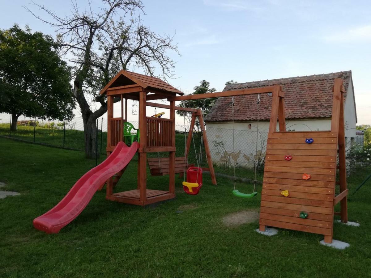 Zantnhof Apartment Rohrabrunn Luaran gambar